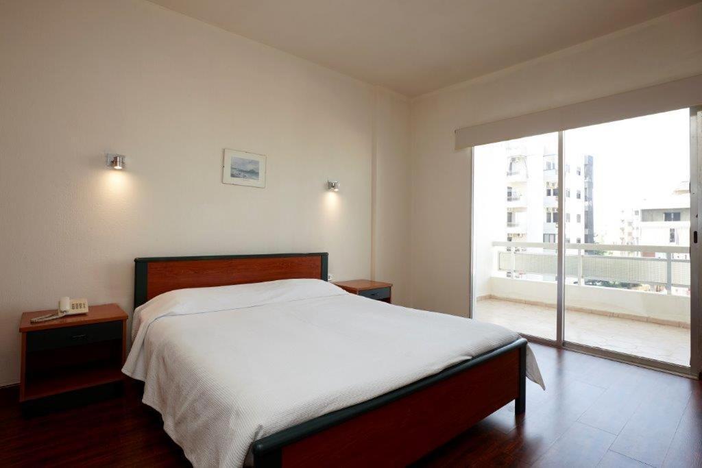 Zoukotel Hotel Jounieh Szoba fotó